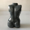 Busto de pecho oprimido