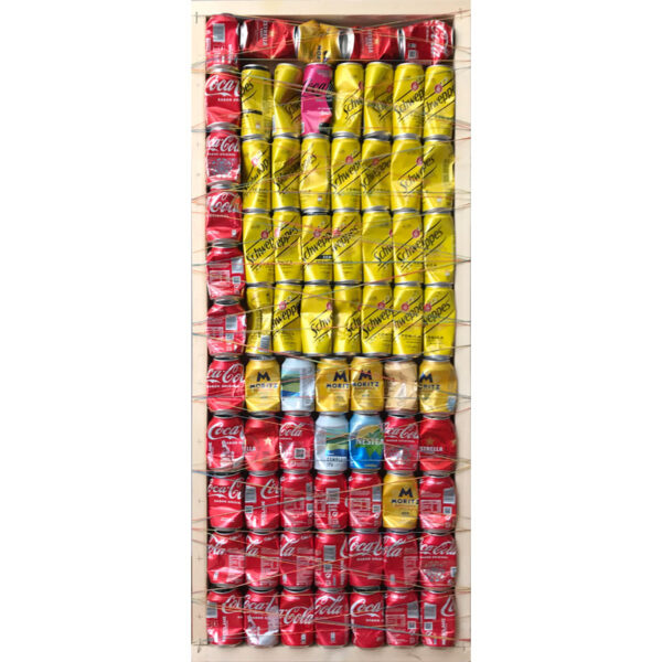 Collage de reciclaje con latas de aluminio